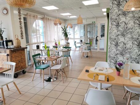 Le restaurant - L'Emportée